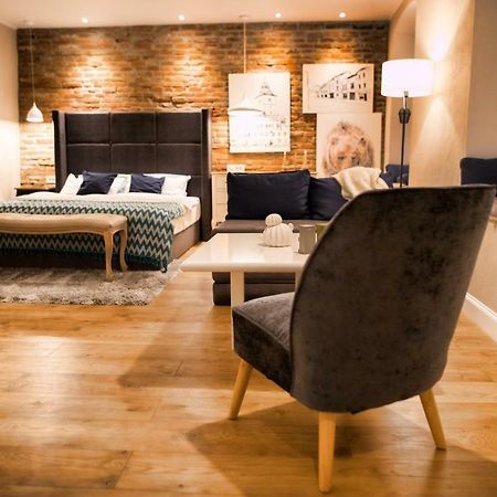 Quiboo Apartment Brasov Luaran gambar