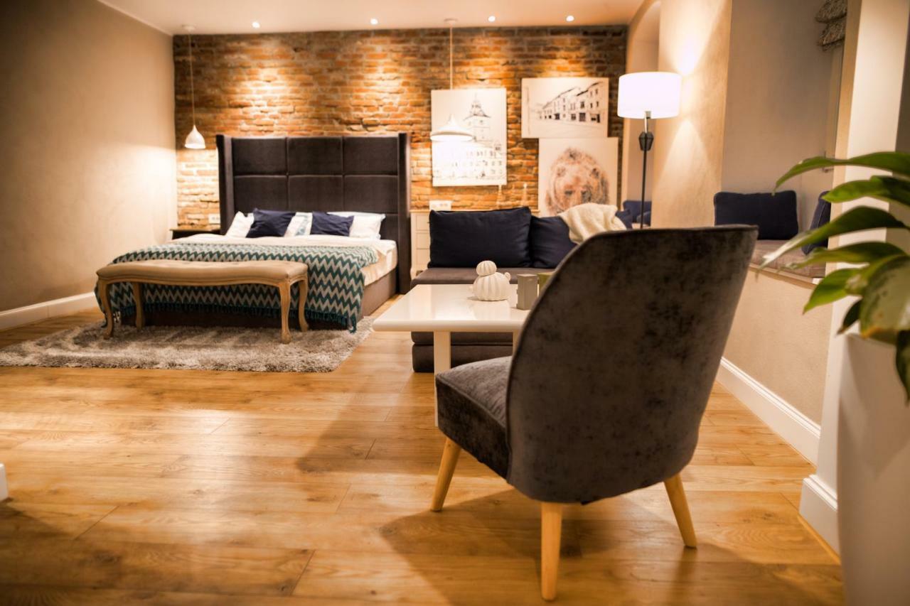 Quiboo Apartment Brasov Luaran gambar
