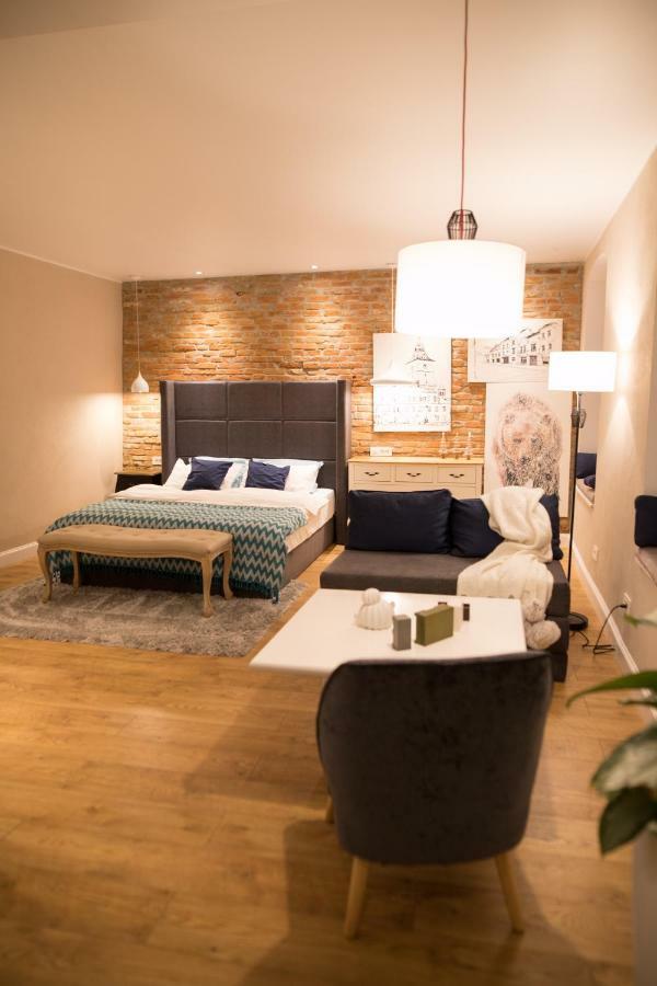 Quiboo Apartment Brasov Luaran gambar