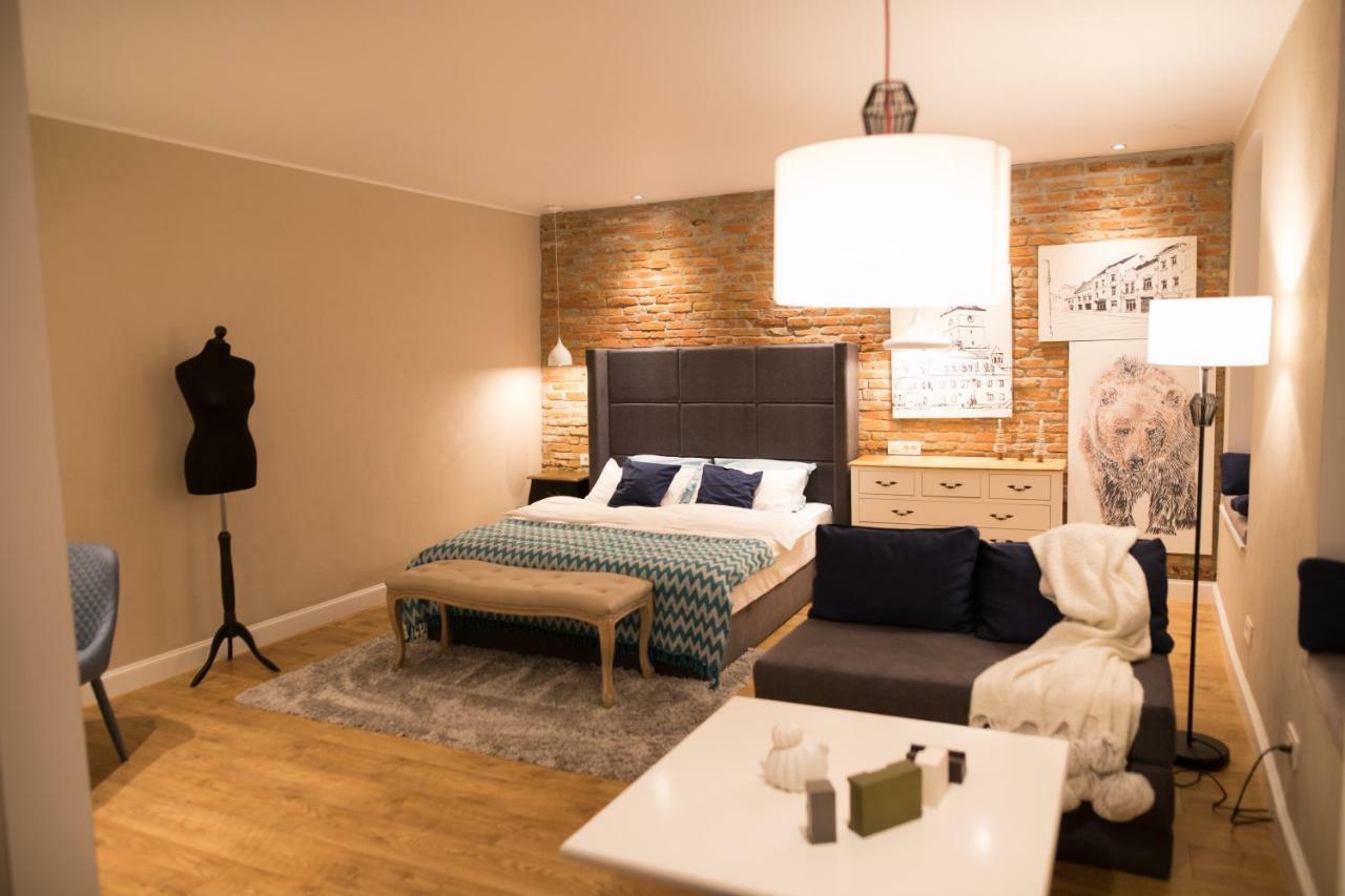 Quiboo Apartment Brasov Luaran gambar